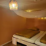 Апартаменты Gaestehaus Am Weser-radweg