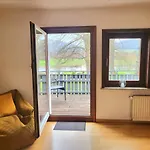 Gaestehaus Am Weser-radweg Апартаменты