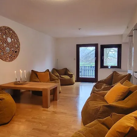 Апартаменты Gaestehaus Am Weser-radweg *