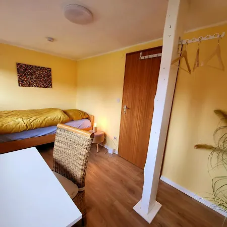 Апартаменты Gaestehaus Am Weser-radweg